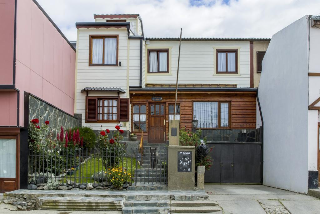 Bed And Breakfast Aijpel Ushuaia Dış mekan fotoğraf
