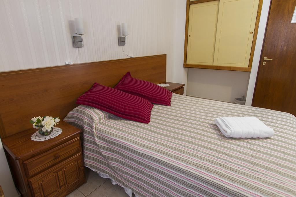 Bed And Breakfast Aijpel Ushuaia Oda fotoğraf